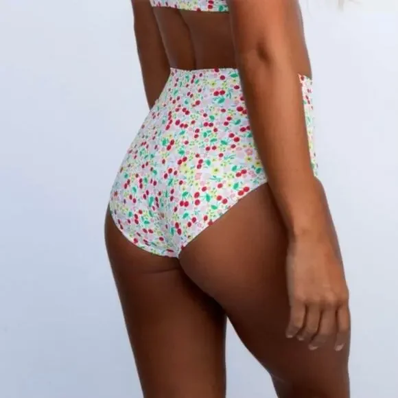 Skatie• Scarlette bikini Bottoms in CARMEL Cherry Print - Picture 8 of 11
